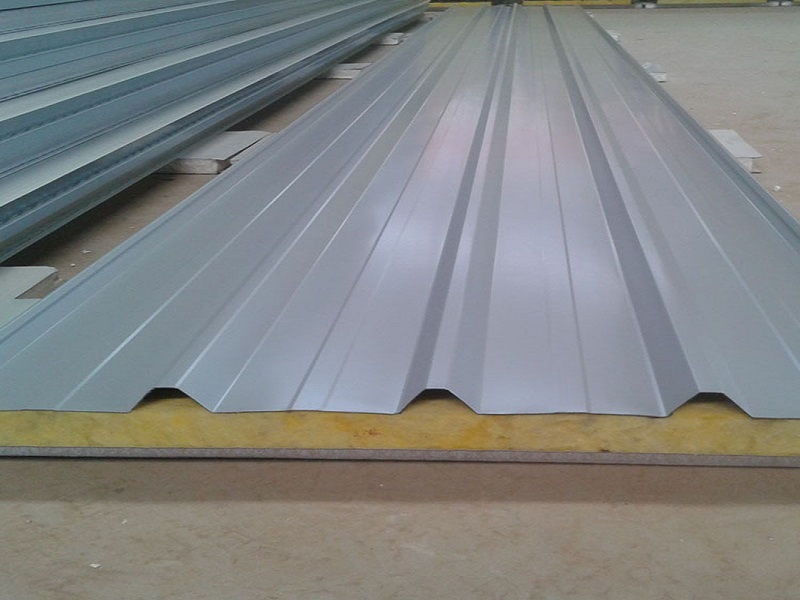 Color coated Corrugated Sheet sale