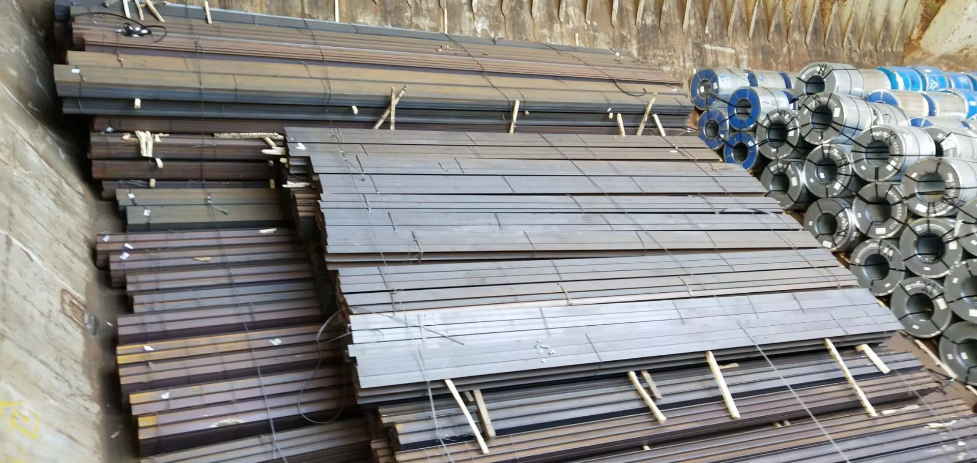 galvanized H beam storage