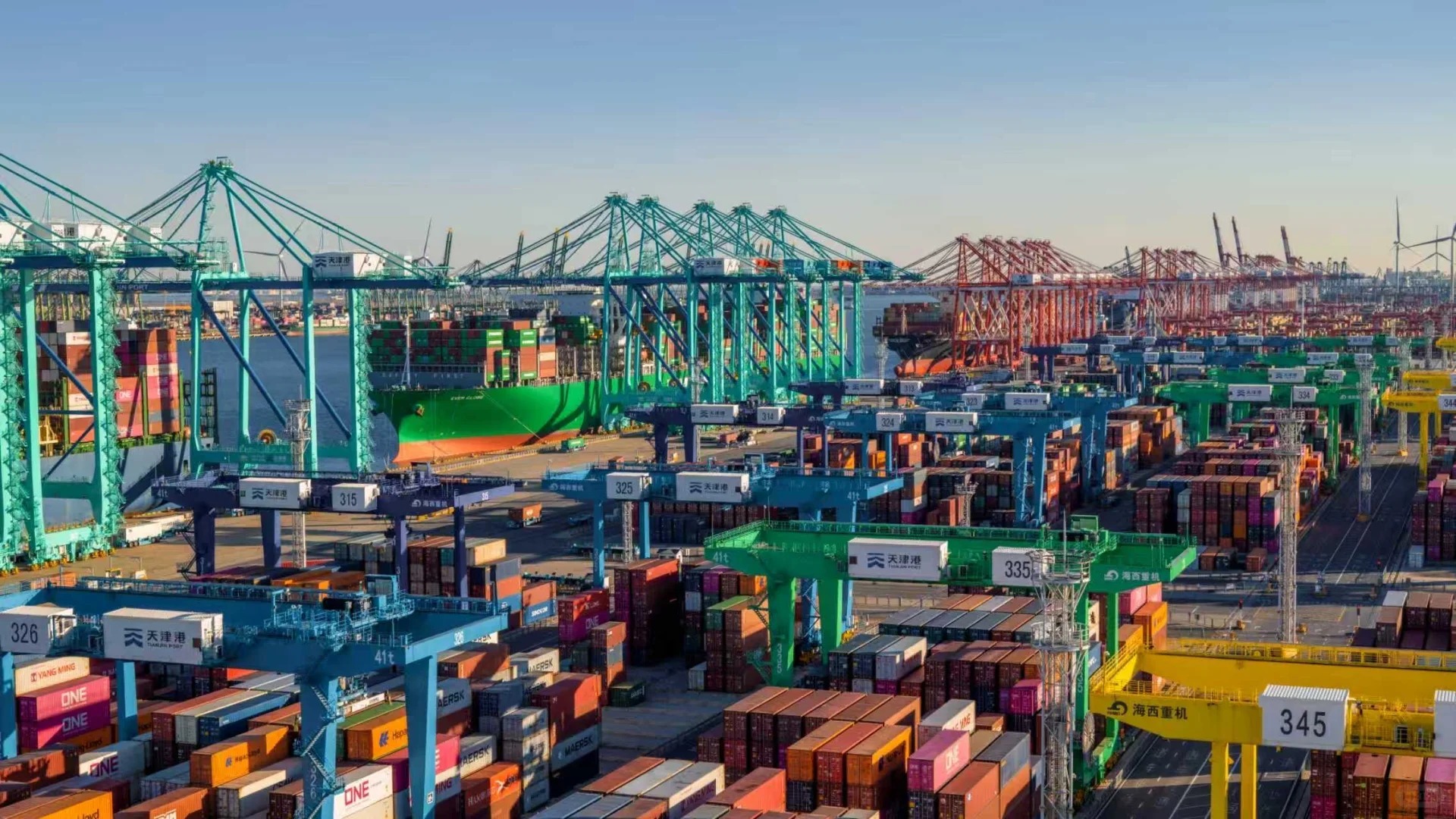 Port for transporting carbon steel coils Port for transporting carbon steel coils